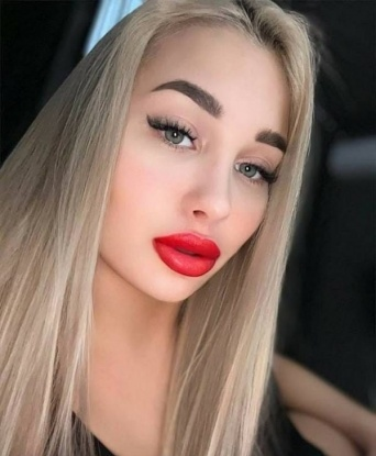 Алена, 19 лет, 2 размер груди